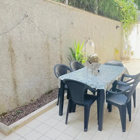 Homes - S Camillo - Near Trastevere Apartment *